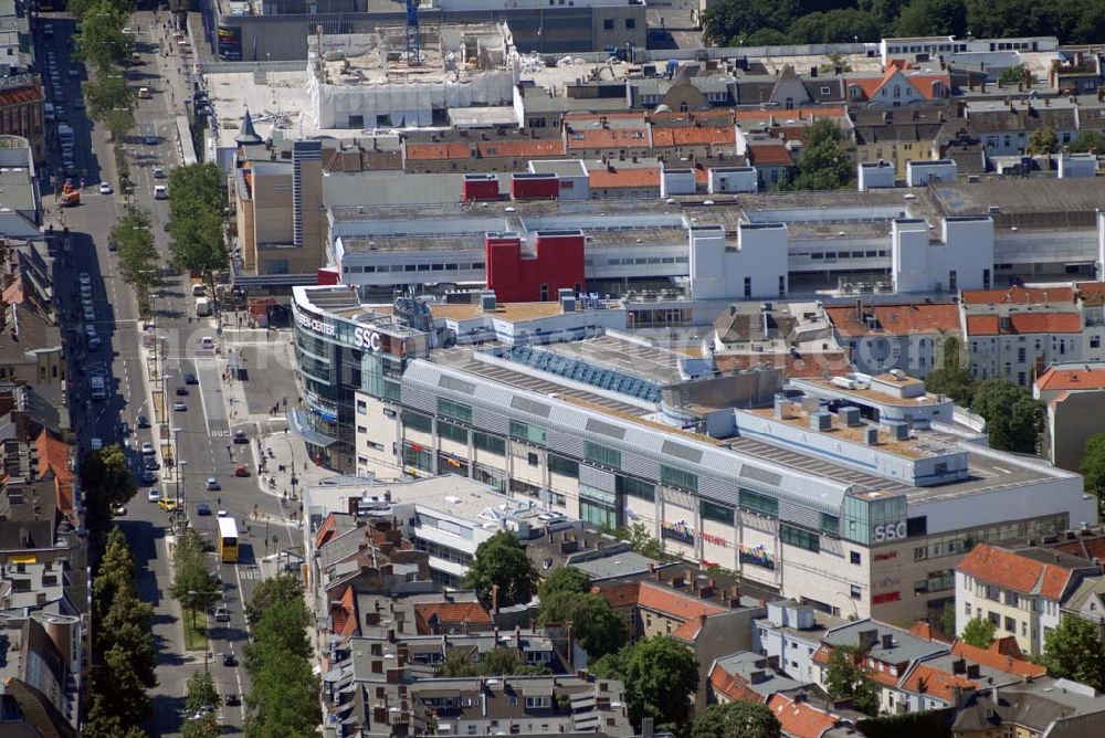 Aerial photograph Berlin - Blick auf das neu eröffnete Schloss Straßen Center an der Schloßstraße in Berlin-Steglitz. Anschrift: Centermanagement Schloss-Strassen-Center Allianz CenterManagement GmbH,Herr Sönke Nieswandt,Walther-Schreiber-Platz 1,12161 Berlin,Tel.: 030/886 22 95-0,Fax: 030/886 22 95-30,E-Mail: soenke.nieswandt@allianz.de