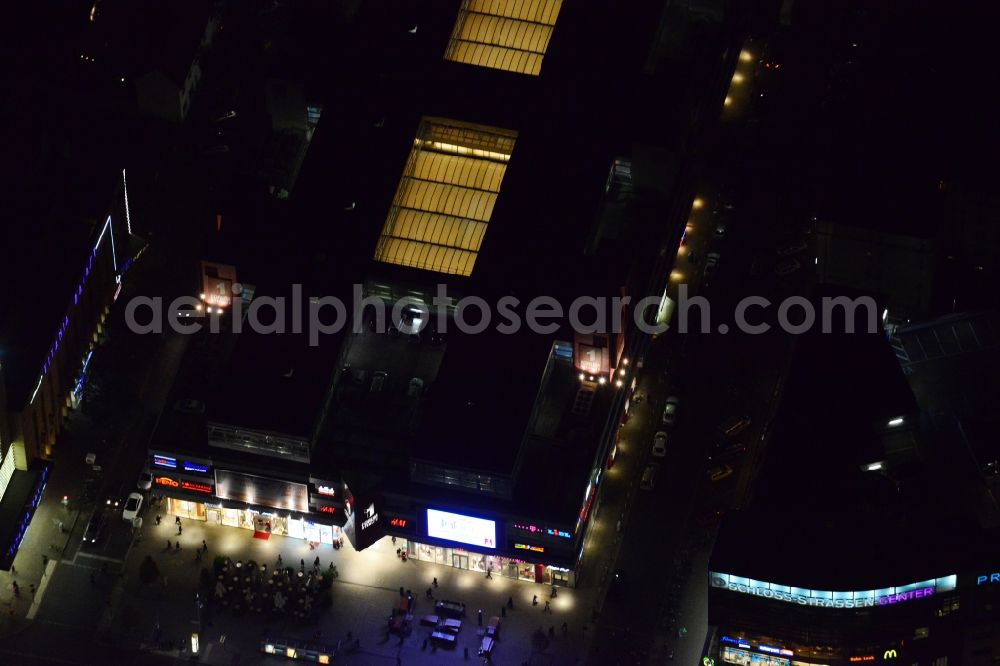 Berlin Steglitz from above - Night image with a view over the Schloss- Straßen- Center at the Walther- Schreiber- Platz in the district Steglitz in Berlin