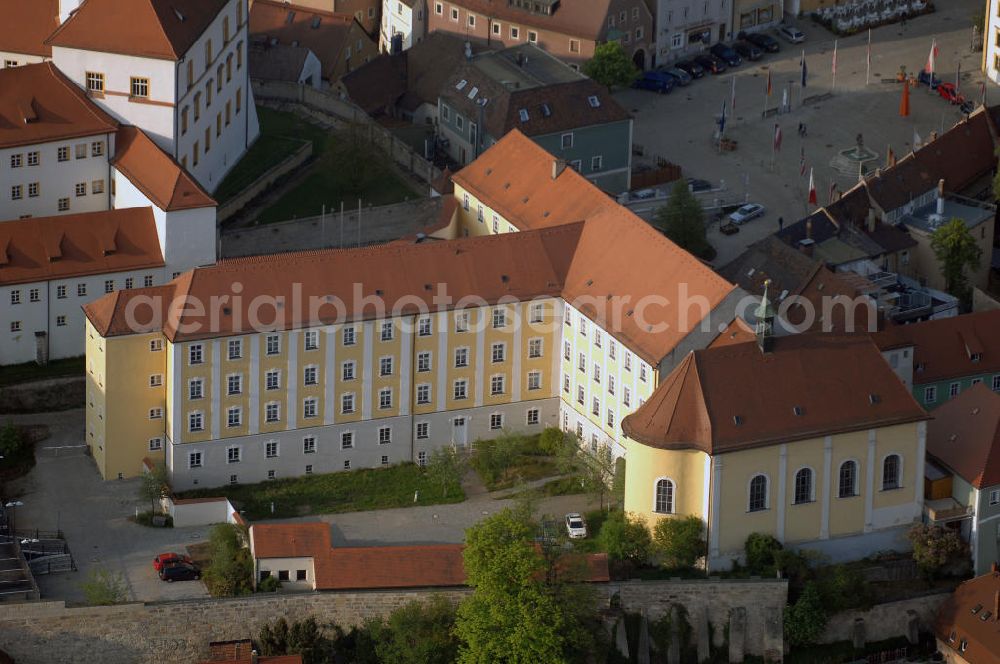 Aerial image Sulzbach-Rosenberg - Blick auf das Schloss Sulzbach bzw. Burg Sulzbach. Es galt bereits im 8. Jahrhundert zum bedeutenden Herschaftszentrum auf dem Nordgau. Bis in das 12.Jahrhundurt wurde es als Burg genutzt und danach stetig zum Schloss umgebaut und erweitert. Kontakt: Tourist-Information + Kulturwerkstatt, Luitpoldplatz 25, 92237 Sulzbach-Rosenberg, Tel. +49(0)9661 510-110, 180 und 163, Fax +49(0)9661 510-208, E-Mail: tourist-info@Sulzbach-Rosenberg.de und kulturwerkstatt@Sulzbach-Rosenberg.de