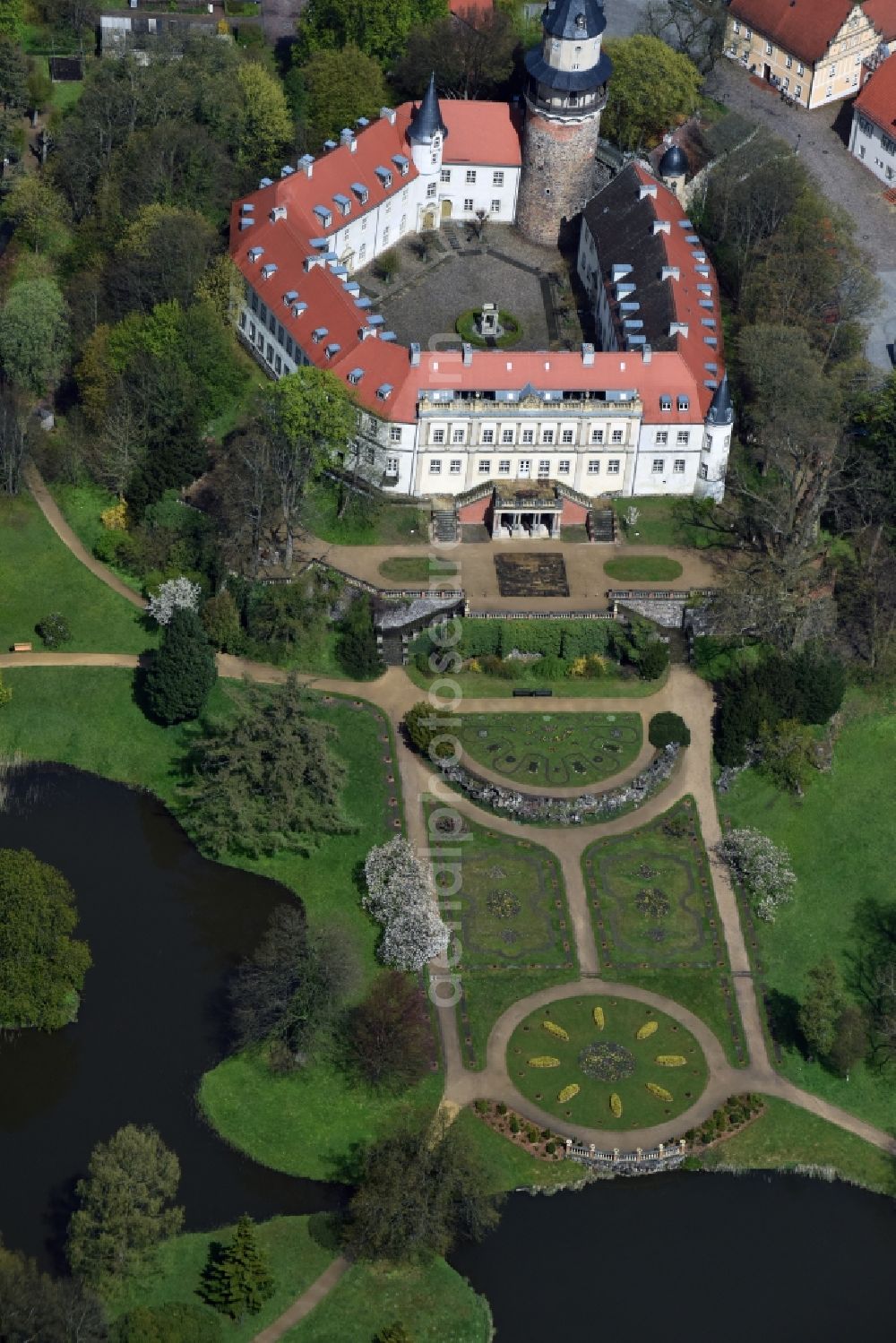 Aerial image Wiesenburg/Mark - Wiesenburg Castle in the High Flaeming in Brandenburg