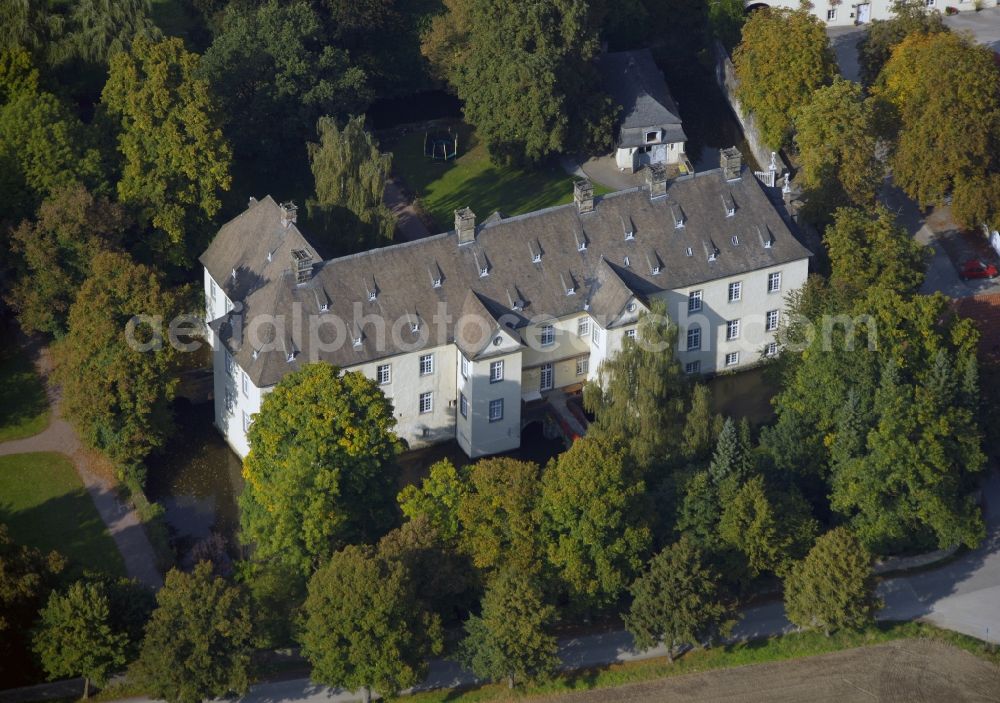 Aerial photograph Balve - Castle Wocklum Balve in the state of North Rhine-Westphalia