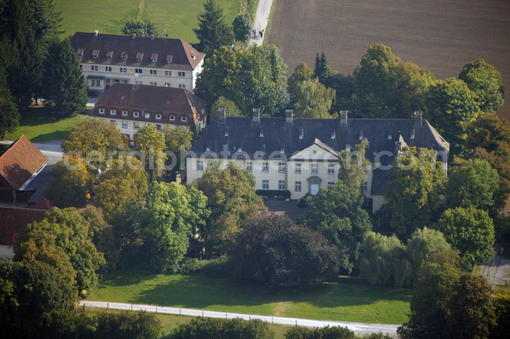 Balve from the bird's eye view: Castle Wocklum Balve in the state of North Rhine-Westphalia