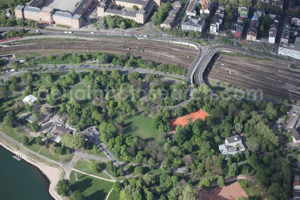 Aerial photograph Mannheim - Castle garden of Mannheim in Baden-Wuerttemberg