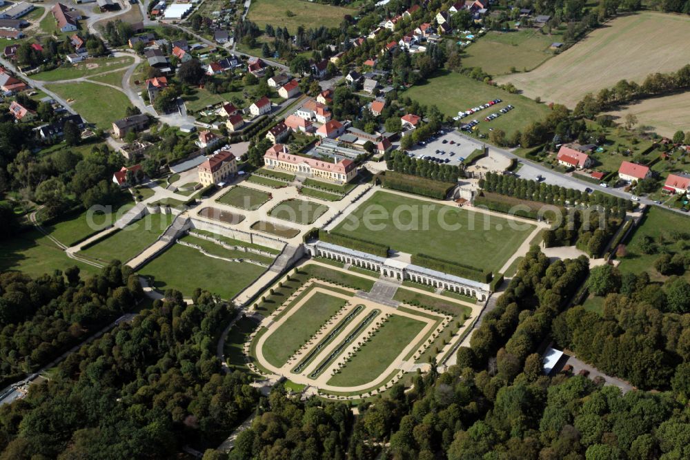 Heidenau from above - Paths and green areas of the park area of the castle park Barockgarten Grosssedlitz on street Parkstrasse in Heidenau in the state Saxony, Germany