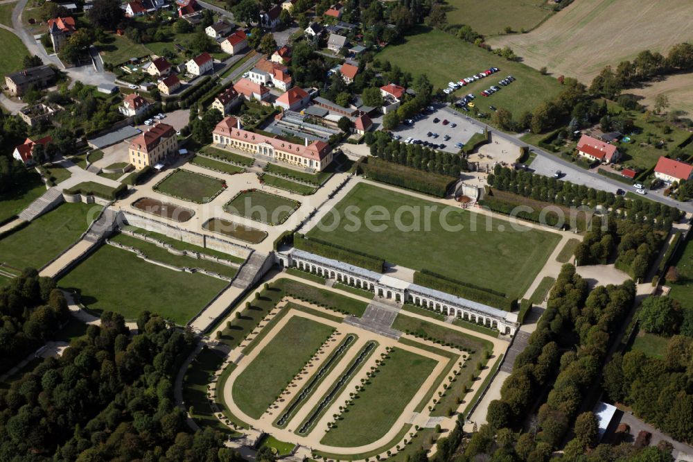 Heidenau from the bird's eye view: Paths and green areas of the park area of the castle park Barockgarten Grosssedlitz on street Parkstrasse in Heidenau in the state Saxony, Germany