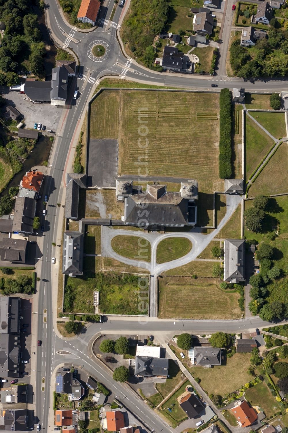 Aerial photograph Warstein / Sichtigvor - Castle Park Castle Sichtigvor Warstein Sauerland in North Rhine-Westphalia