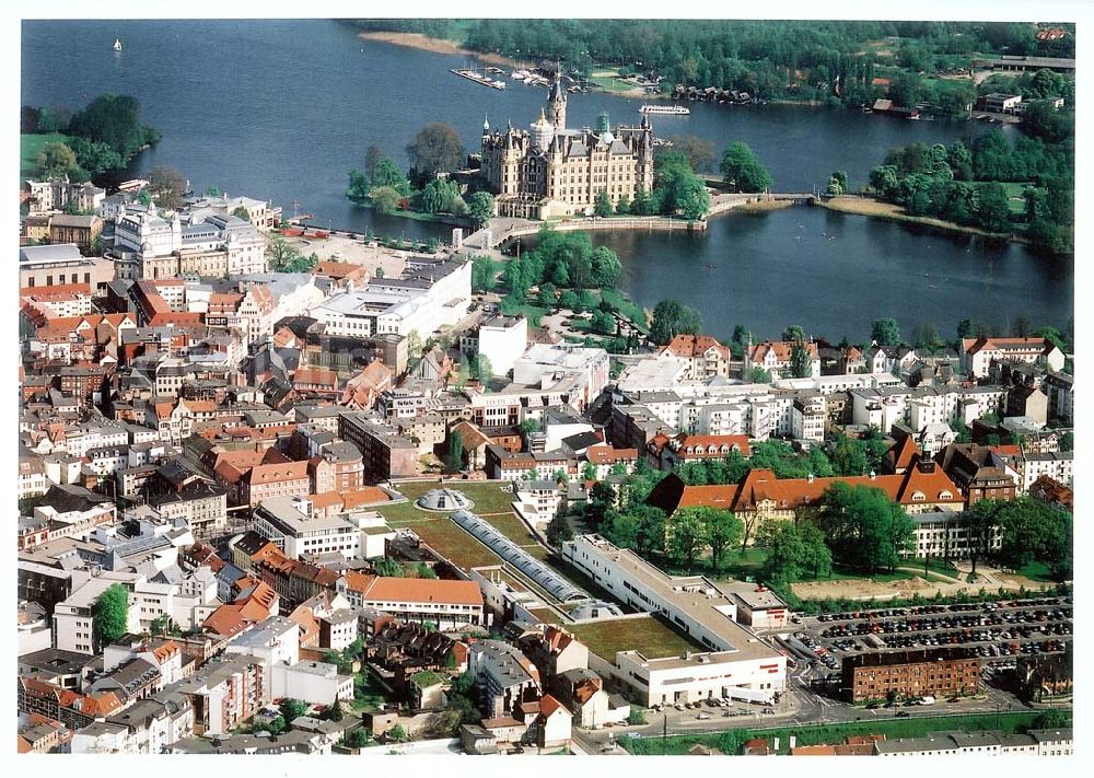 Schwerin / MV from above - Schloßparkcenter der ECE in Schwerin / Mecklenburg - Vorpommern 10.05.02