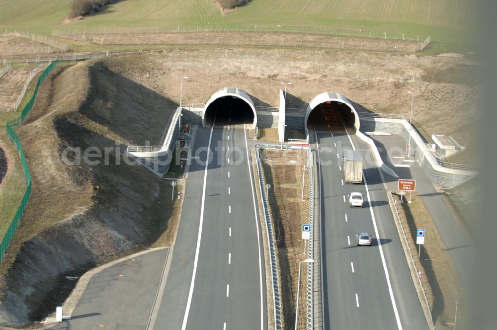 Oberheldrungen from above - Blick auf den Schmücketunnel im Bereich der neuen Trassenführung der Autobahn A71 südwestlich von Harras / Oberheldrungen in Thüringen nach der Verkehrsfreigabe. SCHÜßLER PLAN, BARESEL; KUNZ Bau; HERMANN KIRCHNER Bauunternehmung GmbH in Projektdurchführung durch die DEGES Deutsche Einheit Fernstraßenplanungs- und -bau GmbH.View of the Schmücketunnel in the new route of the A71 motorway southwest of Harass / Oberheldrungen in Thuringia after the opening to traffic.