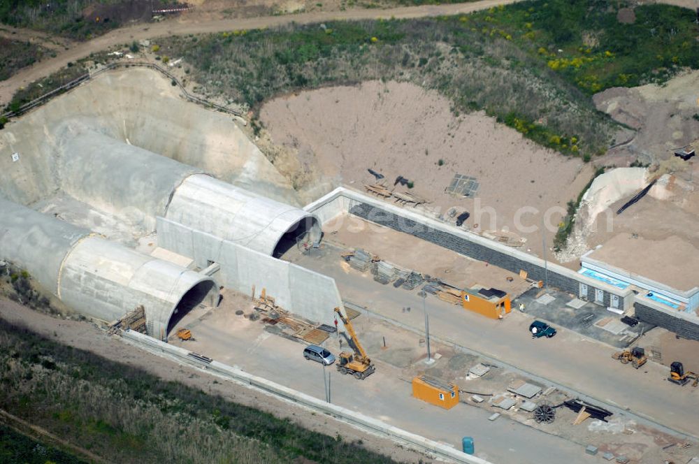 Oberheldrungen from above - Baustelle Schmücketunnel im Bereich der neuen Trassenführung der Autobahn A71 südwestlich von Harras / Oberheldrungen in Thüringen. SCHÜßLER PLAN (Öffentlichkeitsarbeit Frau Schöne 0211-6102210), BARESEL; KUNZ Bau; HERMANN KIRCHNER Bauunternehmung GmbH in Projektdurchführung durch die DEGES Deutsche Einheit Fernstraßenplanungs- und -bau GmbH