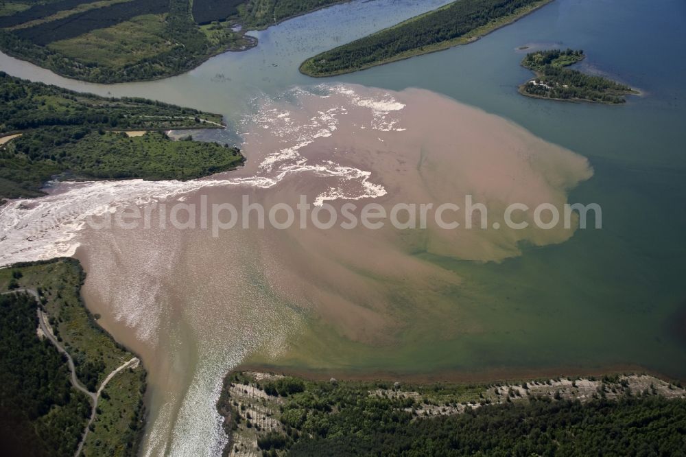 Aerial image Bitterfeld - Dirty water entry from the rest of mine in the Goitzschesee during the flood 2013 in Bitterfeld in Saxony-Anhalt