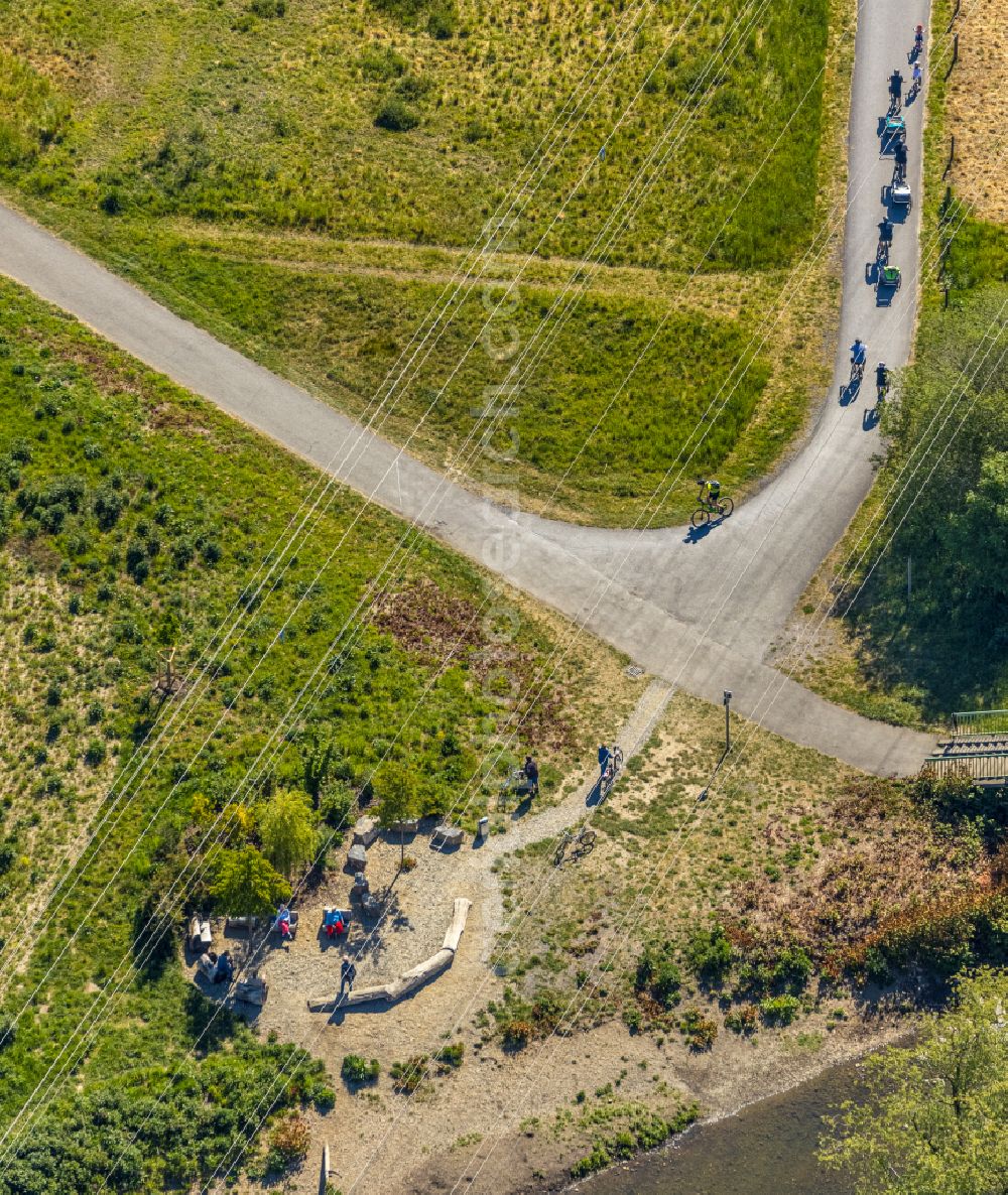 Aerial photograph Bruchhausen - Current route of the power lines and pylons in Bruchhausen in the state North Rhine-Westphalia, Germany