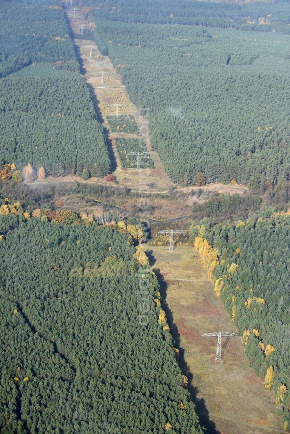 Aerial image Löcknitztal - Current route of the power lines and pylons in Loecknitztal in the state Brandenburg