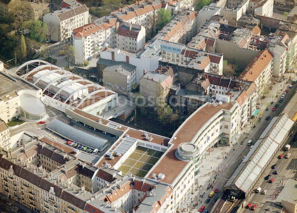 Aerial photograph Berlin - Prenzlauer-Berg - Schönhauser Allee Arcaden am S-Bhf. Schönhauser Alle in Berlin Prenzlauer Berg.