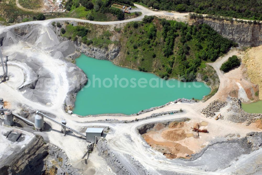 Karbach from the bird's eye view: Blick auf das Schotterwerk Schebler Rudolf zwischen den unterfränkischen Orten Karbach und Birkenfeld. Inhaber: Jürgen Schebler, Bergstr. 14, 97834 Birkenfeld, Tel.: 09398/228