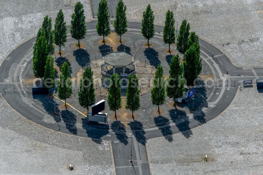 Hannover from the bird's eye view: Ensemble space Schuetzenplatz in the inner city center in Hannover in the state Lower Saxony