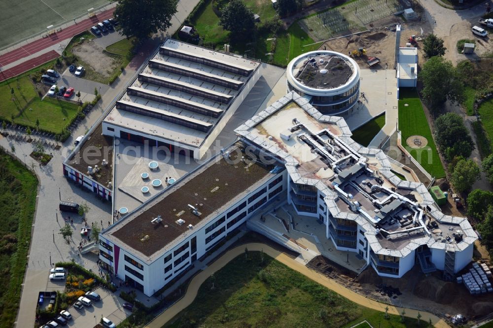 Aerial image Mühlenbeck - View of the annex building of the Käthe- Kollwitz- School in Mühlenbeck in the state Brandenburg