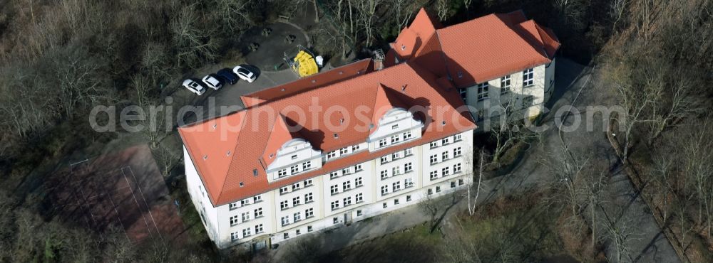 Aerial image Berlin - School building of the Alfred-Nobel-Schule om Britzer Damm in Berlin in Germany