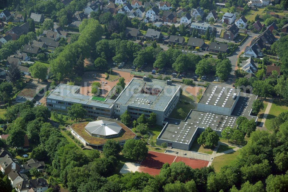 Aerial image Gütersloh - School building of the Anne-Frank-Schule in Guetersloh in the state North Rhine-Westphalia