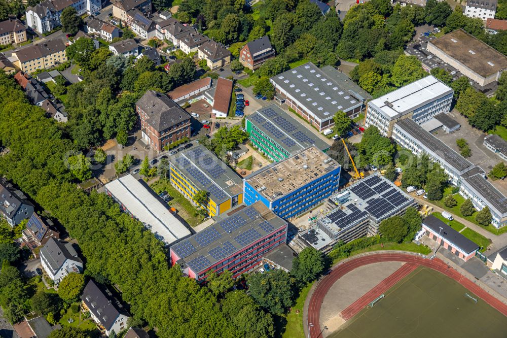 Aerial image Witten - School building of the of Berufskolleg Witten and the Otto-Schott-Realschule on Husemannstrasse - Am Viehmarkt in Witten in the state North Rhine-Westphalia, Germany