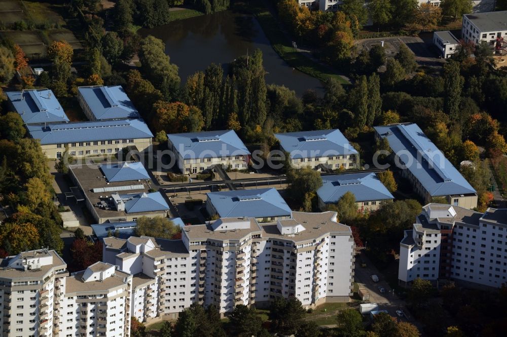 Aerial photograph Berlin - School building of the Bettina-von-Arnim-Oberschule in Berlin in Germany