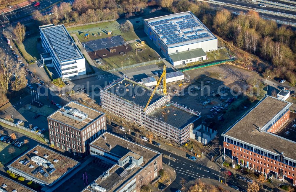 Aerial photograph Bochum - School and gymnasium of the Carolinenschule Bochum all-day school in free sponsorship in the avenue Springorum in the district of Weitmar in Bochum in the federal state North Rhine-Westphalia