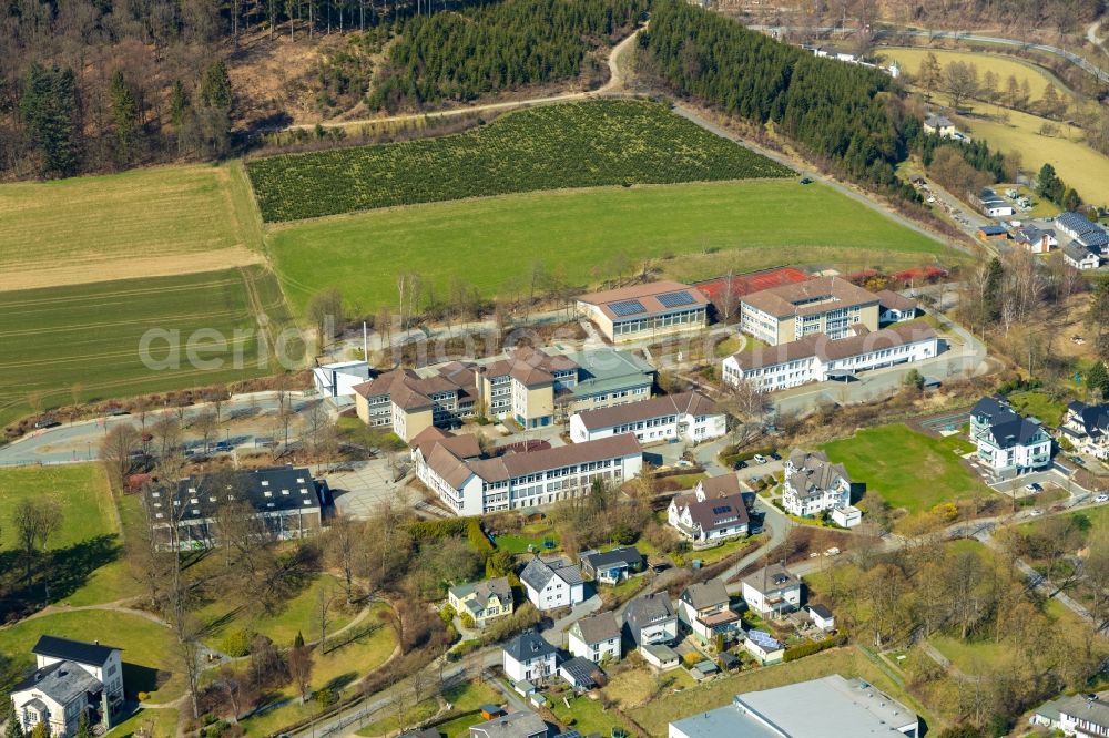 Eslohe (Sauerland) from the bird's eye view: School building of the Christine-Koch-Hauptschule Eslohe and of Realschule Eslohe on Schulstrasse in Eslohe (Sauerland) in the state North Rhine-Westphalia, Germany