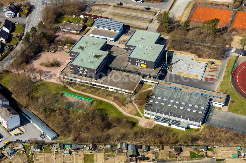 Schmallenberg from the bird's eye view: School building of the Christine-Koch-Schule on Obringhauser Strasse in Schmallenberg in the state North Rhine-Westphalia, Germany