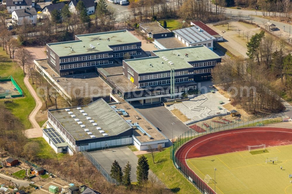 Aerial photograph Schmallenberg - School building of the Christine-Koch-Schule on Obringhauser Strasse in Schmallenberg in the state North Rhine-Westphalia, Germany