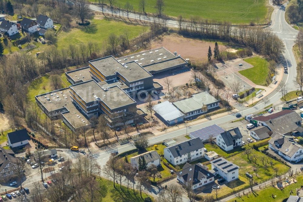 Aerial image Schmallenberg - School building of the Christine-Koch-Schule on Leissestrasse in Schmallenberg in the state North Rhine-Westphalia, Germany