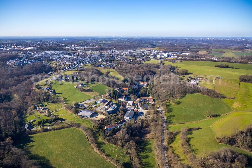 Aerial image Velbert - School building of the Christliche Gesamtschule Bleibergquelle on Bleibergstrasse in Velbert in the state North Rhine-Westphalia, Germany