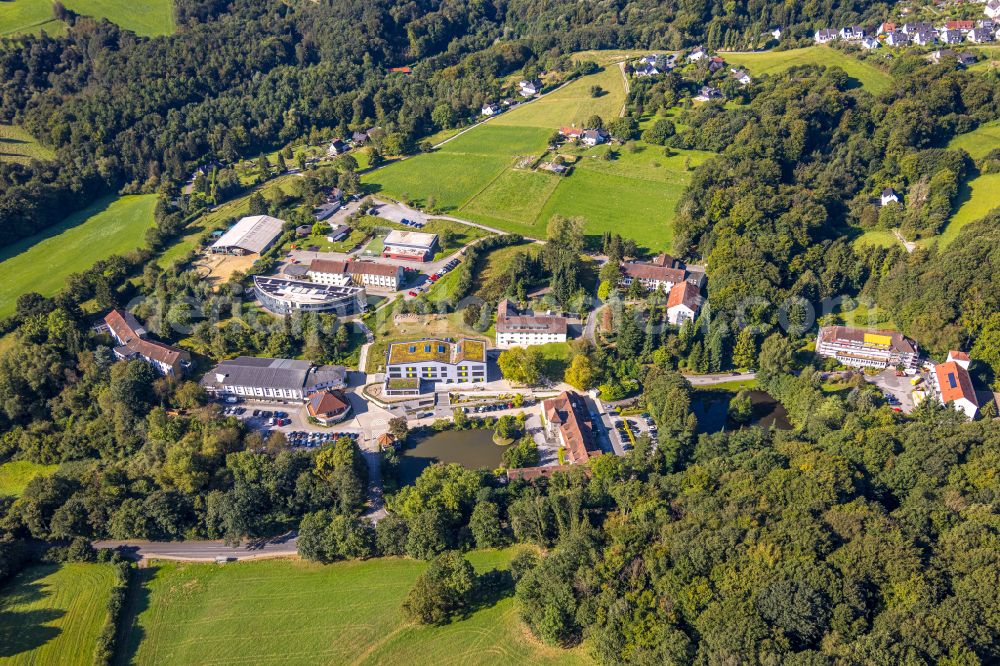 Aerial image Velbert - School building of the Christliche Gesamtschule Bleibergquelle on Bleibergstrasse in Velbert in the state North Rhine-Westphalia, Germany