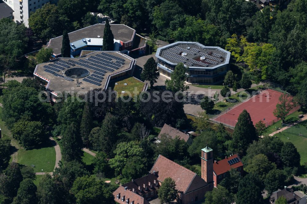 Freiburg im Breisgau from above - School building of the of Deutsch-Franzoesisches Gymnasium Freiburg on street Runzstrasse in the district Oberau in Freiburg im Breisgau in the state Baden-Wuerttemberg, Germany