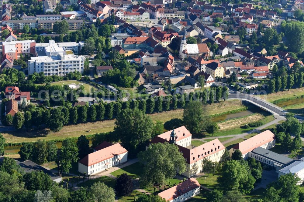 Aerial image Elsterwerda - School building of the Elsterschloss - Gymnasium in Elsterwerda in the state Brandenburg, Germany