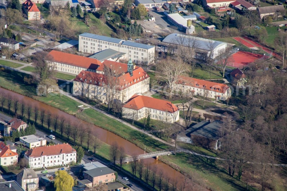 Aerial photograph Elsterwerda - School building of the Elsterschloss Gymnasiums in Elsterwerda in the state Brandenburg, Germany