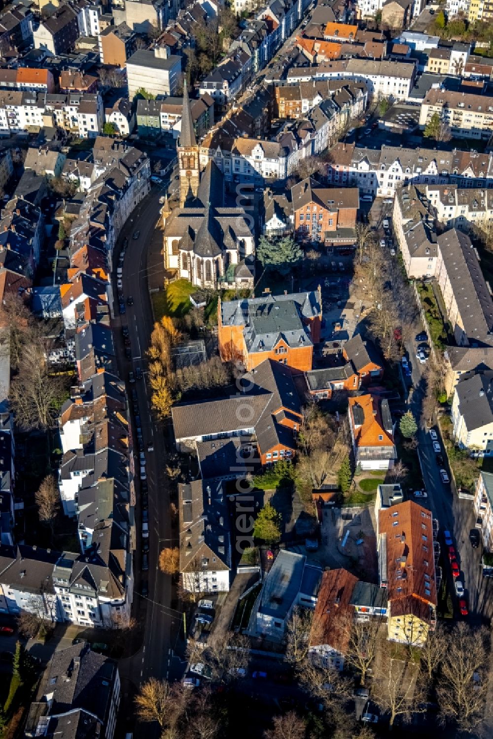 Hagen from the bird's eye view: School building of the der Emil-Schumacher-Schule on Siemensstrasse in Hagen at Ruhrgebiet in the state North Rhine-Westphalia, Germany