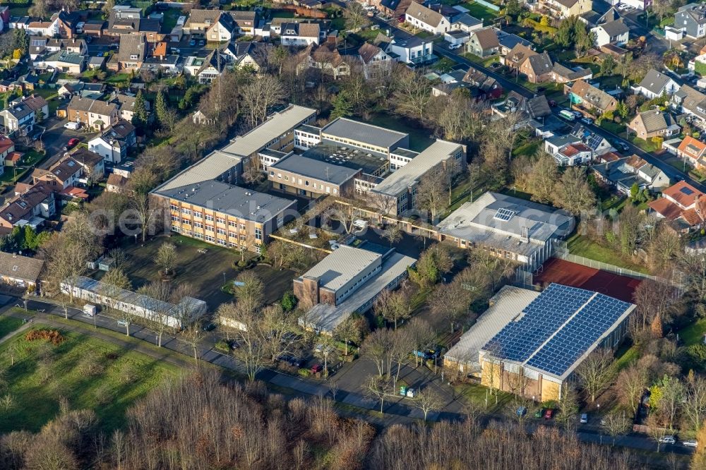 Herne from above - School building of the Erich-Fried-Gesamtschule on Grabenstrasse in Herne in the state North Rhine-Westphalia, Germany