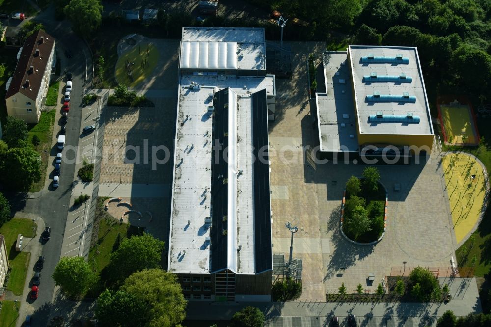 Aerial photograph Rostock - School building of the European school high school of Reutershagen in Rostock in the federal state Mecklenburg-West Pomerania, Germany