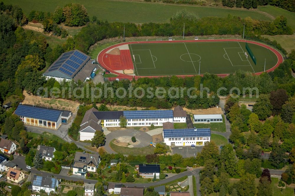 Hilchenbach from above - School building of the Florenburg-Grundschule on Jung-Stilling-Allee in Hilchenbach in the state North Rhine-Westphalia, Germany