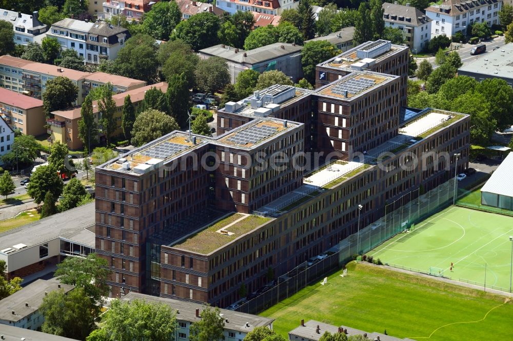 Aerial image Frankfurt am Main - School building of the Frankfurt School of Finance & Management on Adickesallee in Frankfurt in the state Hesse, Germany