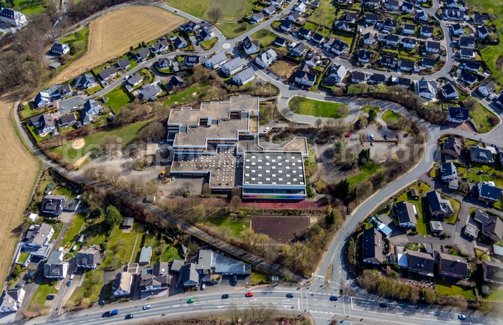 Borghausen from the bird's eye view: School building of the Franz Hoffmeister Schulzentrum Bestwig in Borghausen at Sauerland in the state North Rhine-Westphalia, Germany