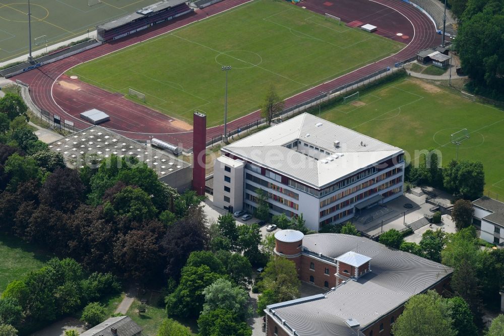 Aerial photograph Ingolstadt - School building of the Freiherr-von-Ickstatt-Realschule on Von-der-Tann-Strasse in Ingolstadt in the state Bavaria, Germany