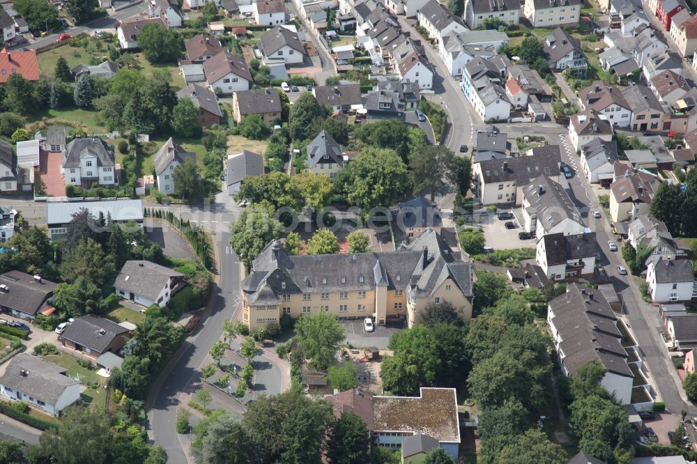 Nassau from the bird's eye view: School building of the Freiherr vom Stein Grundschule (primary school) in Nassau in the state Rhineland-Palatinate, Germany