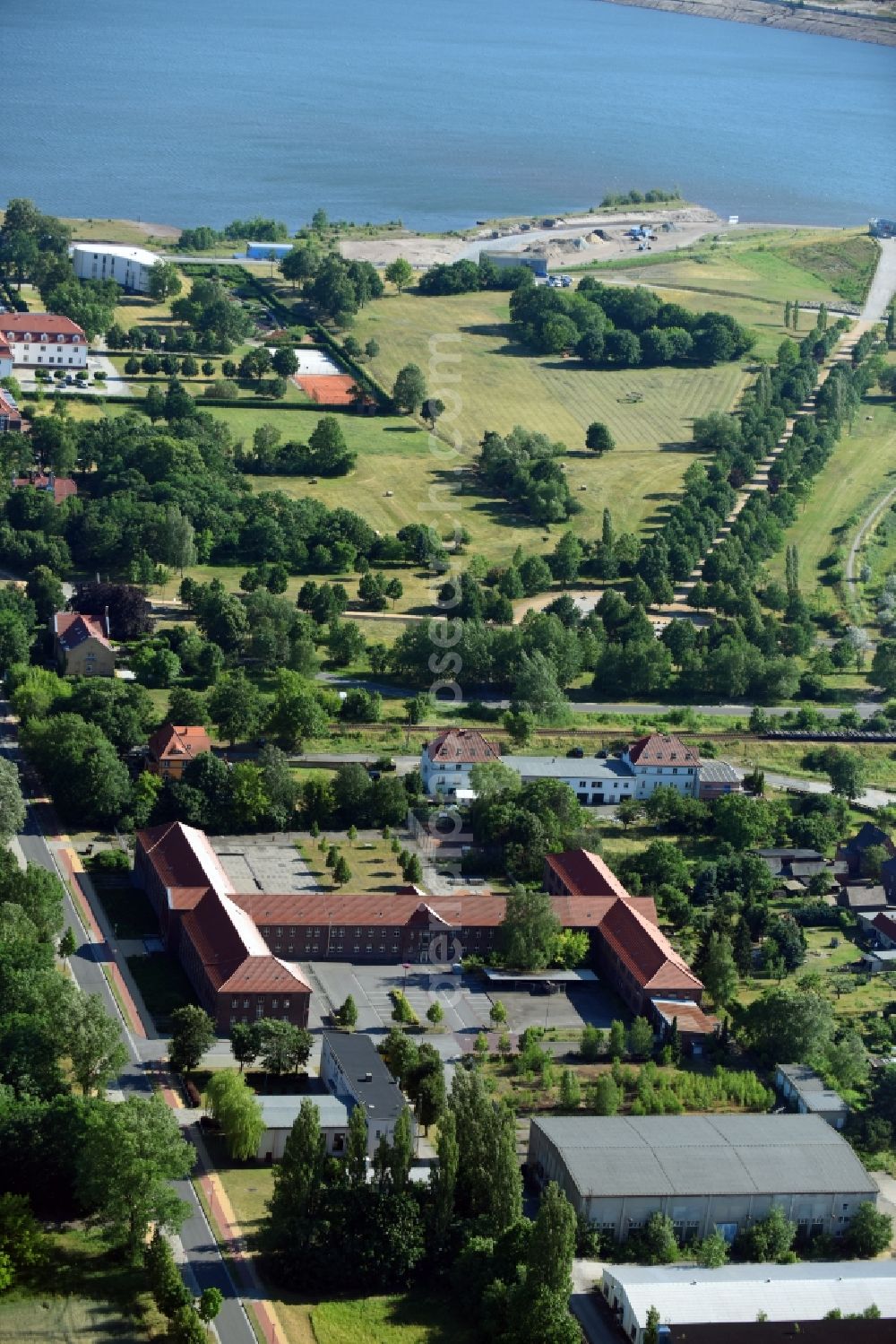 Großräschen from the bird's eye view: School building of the Friedrich-Hoffmann-Oberschule Grossraeschen on Seestrasse in Grossraeschen in the state Brandenburg, Germany