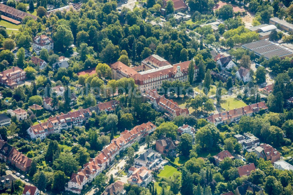 Aerial photograph Berlin - School building of the Gail S. Halvorsen Schule on street Im Gehege in the district Dahlem in Berlin, Germany