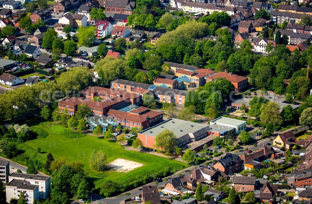 Hamm from the bird's eye view: School building of the Gebrueder-Grimm-Schule in the Berliner Str. in Hamm in the state North Rhine-Westphalia