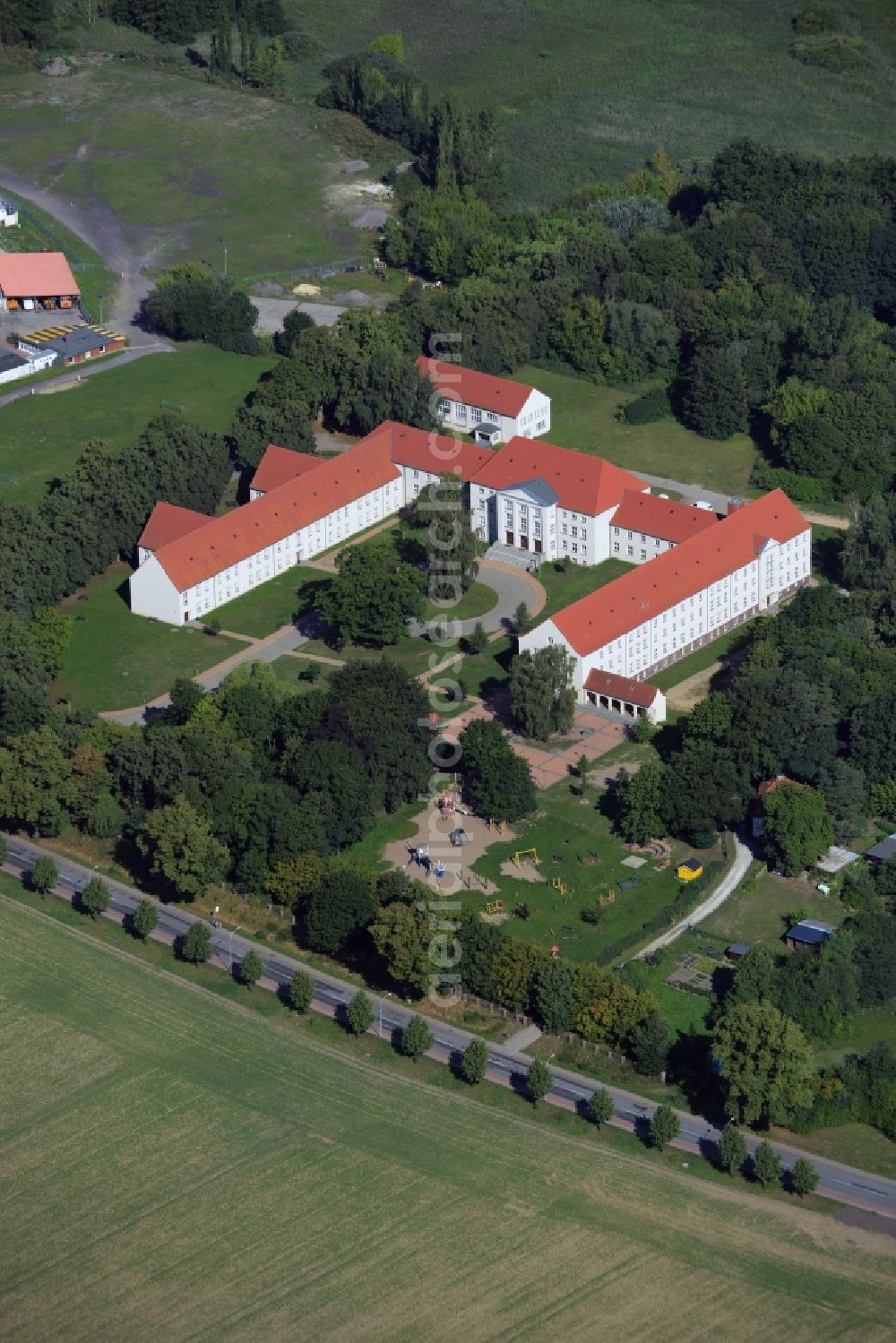 Aerial image Güstrow - School building of the school for the deaf in Guestrow in the state Mecklenburg - Western Pomerania