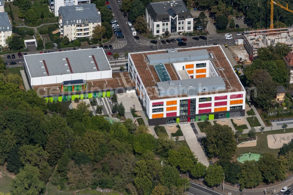 Aerial photograph Leipzig - School building of the Gerda-Taro-Schule on Telemannstrasse in the district Mitte in Leipzig in the state Saxony, Germany