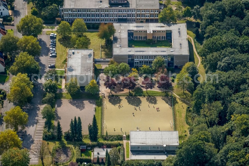 Aerial image Dortmund - School building of the Gesontschule Bruenninghausen on Kluesenerskonp in Dortmund in the state North Rhine-Westphalia, Germany