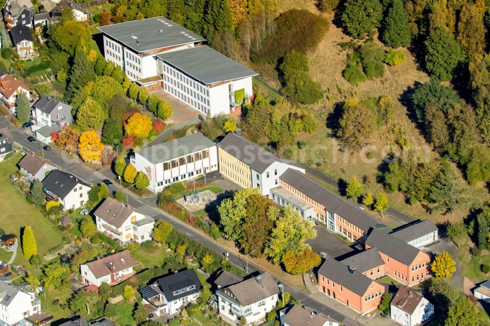 Eiserfeld from the bird's eye view: School building of the comprehensive school Eiserfeld am Hengsberg in Eiserfeld in the state North Rhine-Westphalia