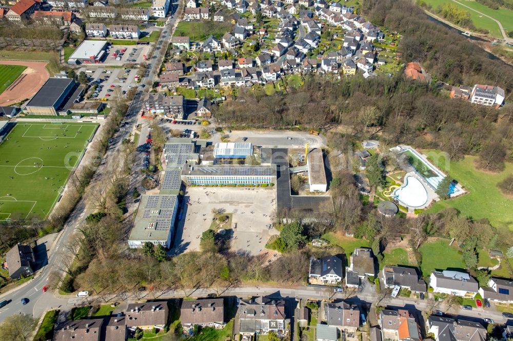 Aerial image Hattingen - School building on Marxstrasse in Hattingen in the state North Rhine-Westphalia